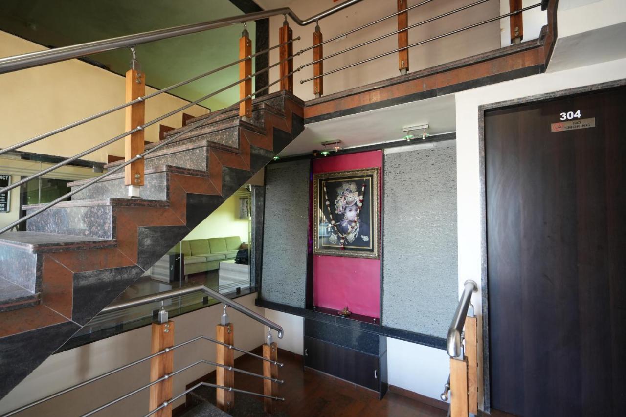Hotel Ravi Residency Nadiād 外观 照片